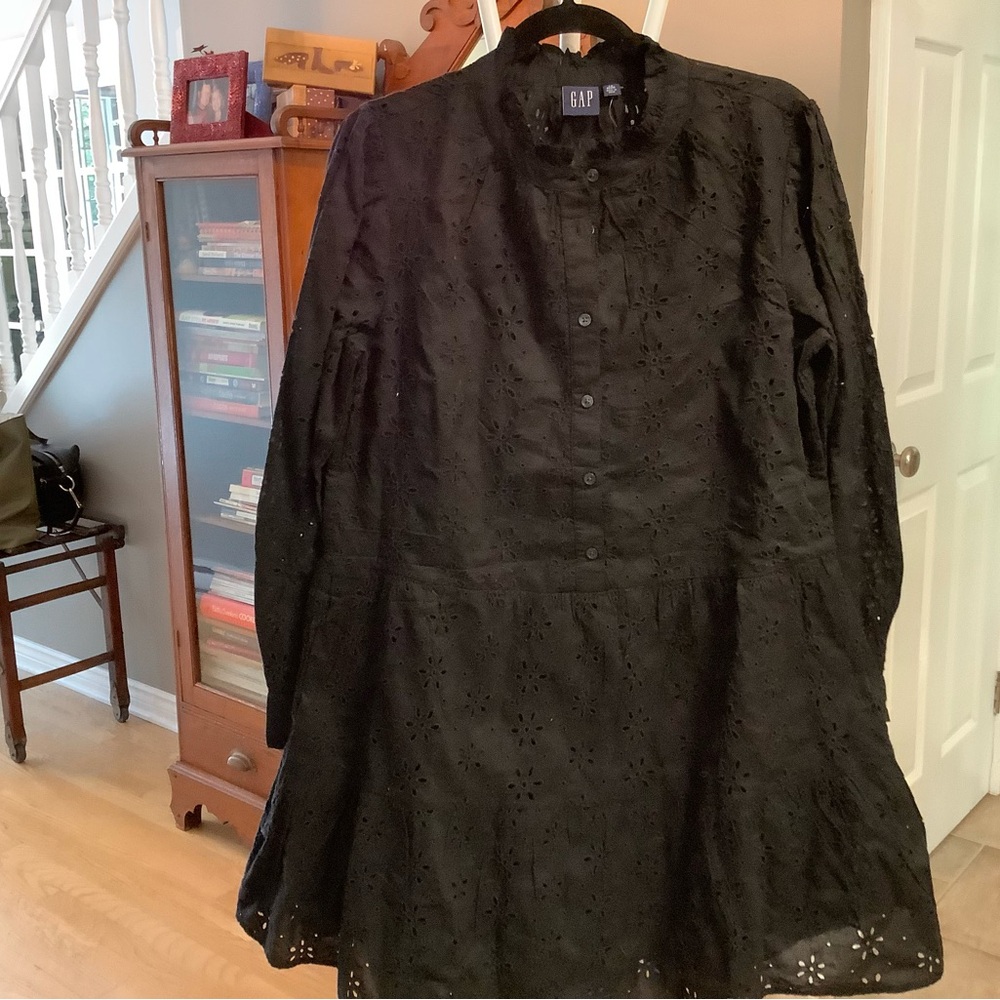 GAP Black Mini Eyelet Long Sleeved Dress, NWOT - Picture 4 of 7